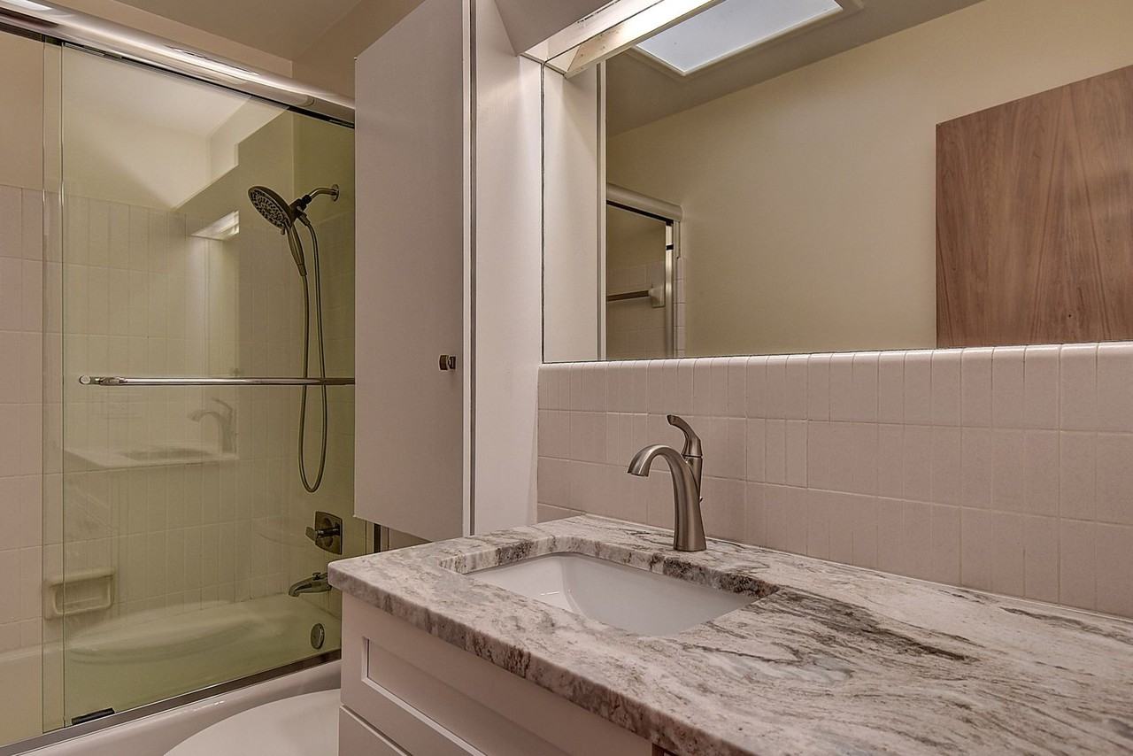 1247 Monticello Blvd N - Photo 7 of 50