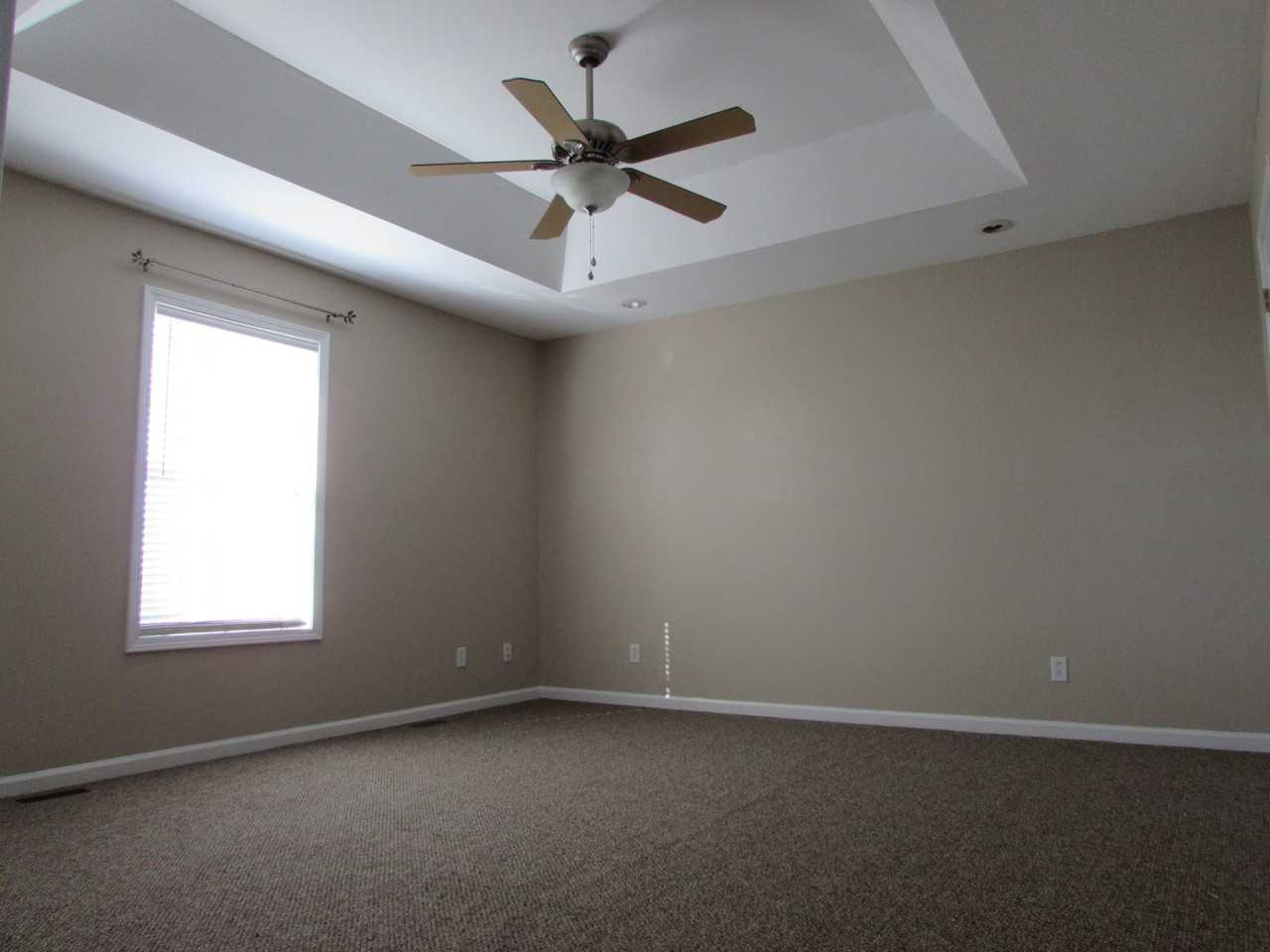 20901 Lacombe Rd - Photo 7 of 12