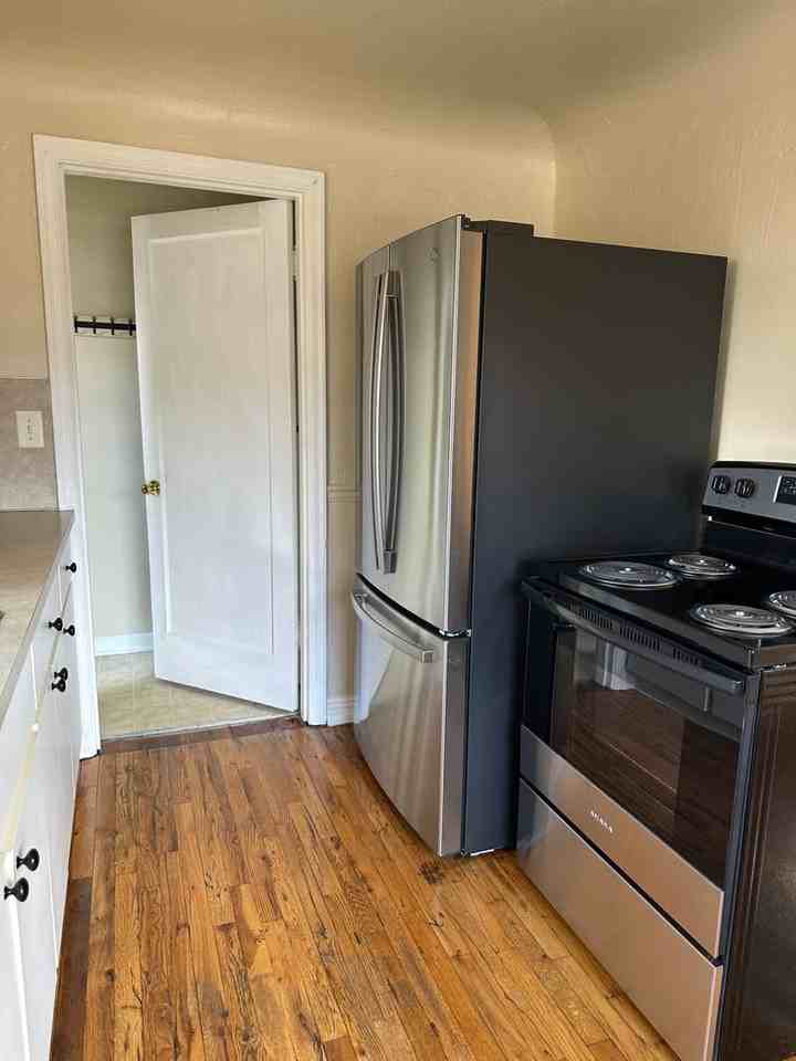 2036 C St - Photo 7 of 17