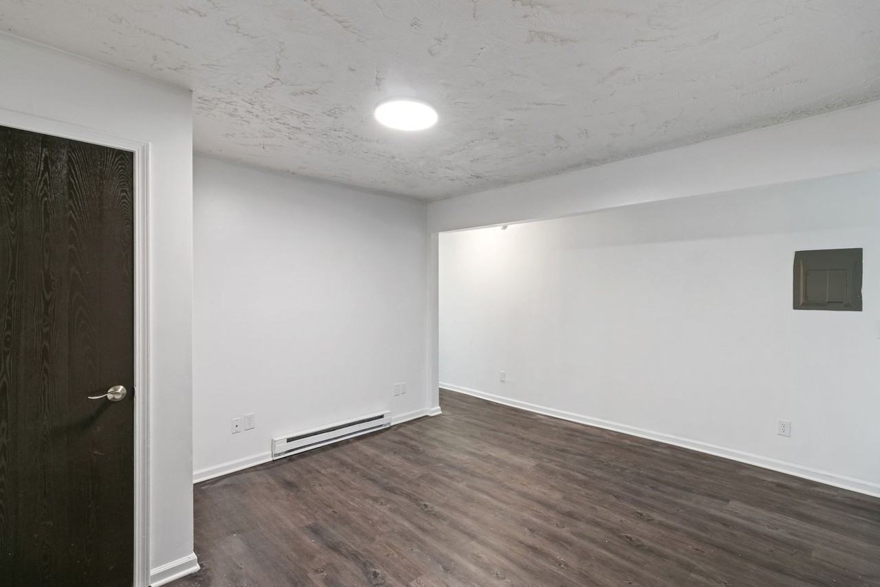 Maple Street Apartments (GL62, LLC) - Photo 6 of 14