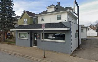 featured image of 937 Leonard St Nw
