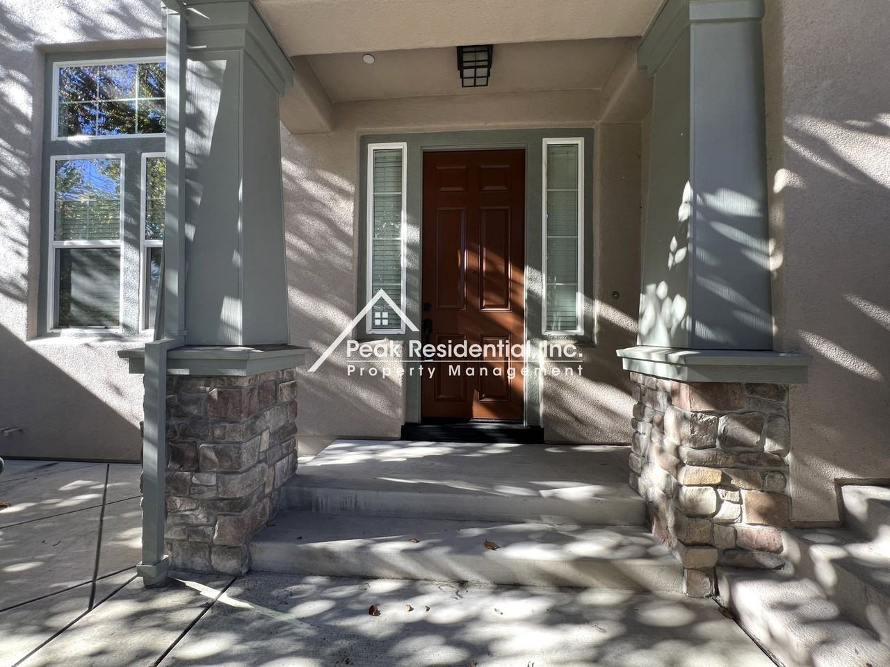 404 17th St - Photo 3 of 25