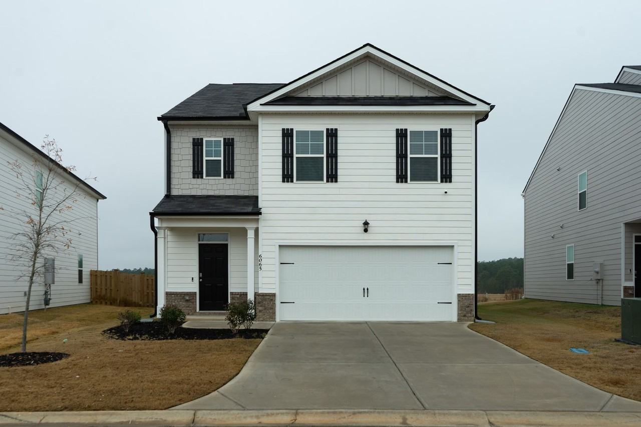 6065 Beadlow St - Photo 2 of 35