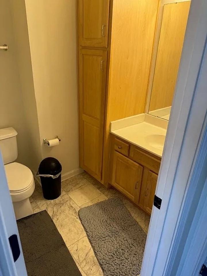 425 Delta Dr - Photo 5 of 19