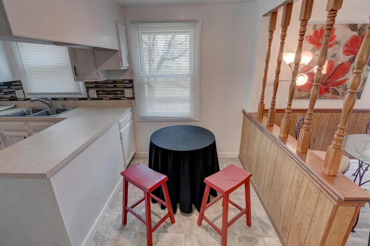 W Valley View Dr & Palmetto Ln #2A - Photo 7 of 35