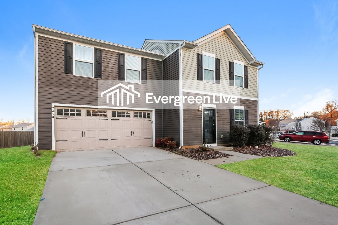 2450 Willow Pond Ln Se - Photo 2 of 15