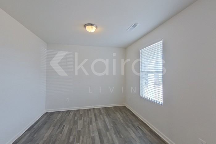 106 Kyles Ct - Photo 2 of 26