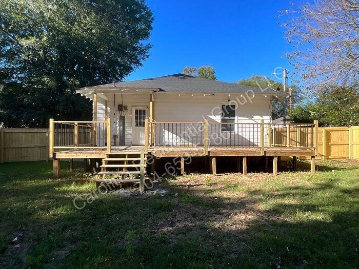 549 5th St - Photo 2 of 7