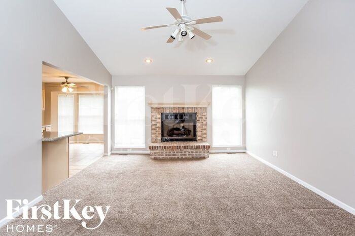 4407 Paddock Point Dr - Photo 3 of 15