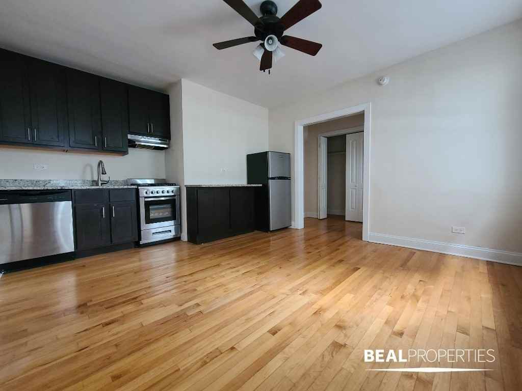 614 West Patterson Avenue - Photo 3 of 7