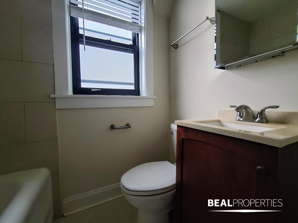 614 West Patterson Avenue - Photo 6 of 7