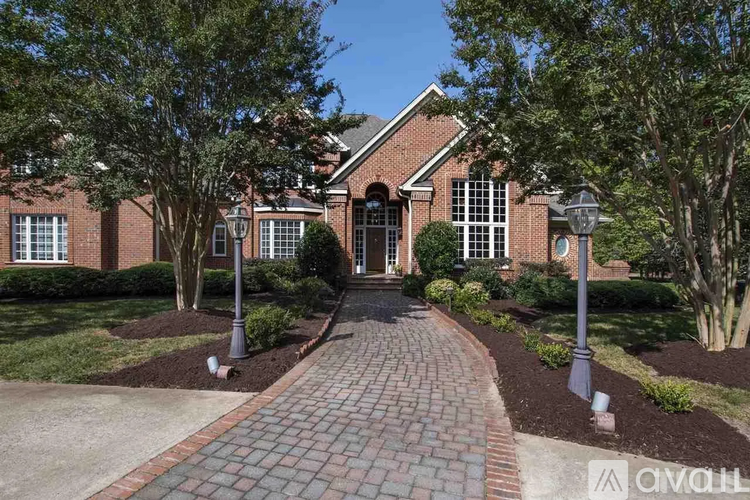 1102 Stonebridge Dr - Photo 2 of 23