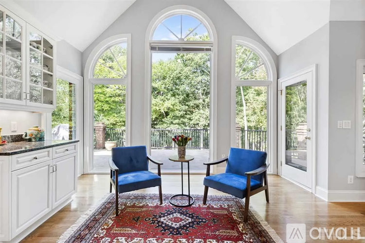 1102 Stonebridge Dr - Photo 6 of 23