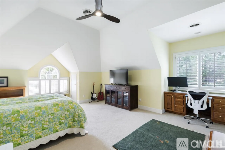 1102 Stonebridge Dr - Photo 7 of 23