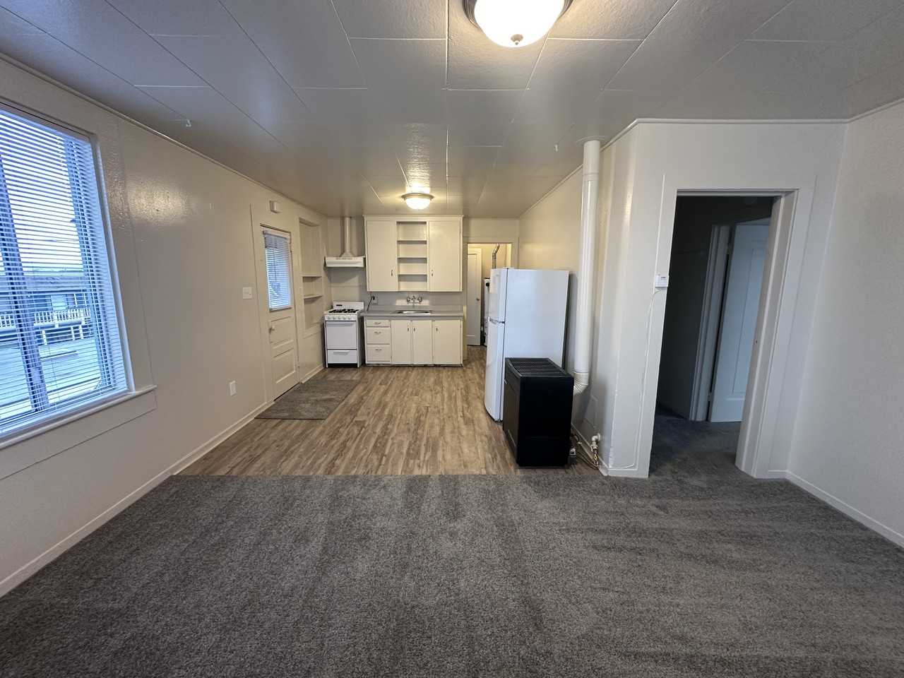 333 Q St #4 - Photo 3 of 12