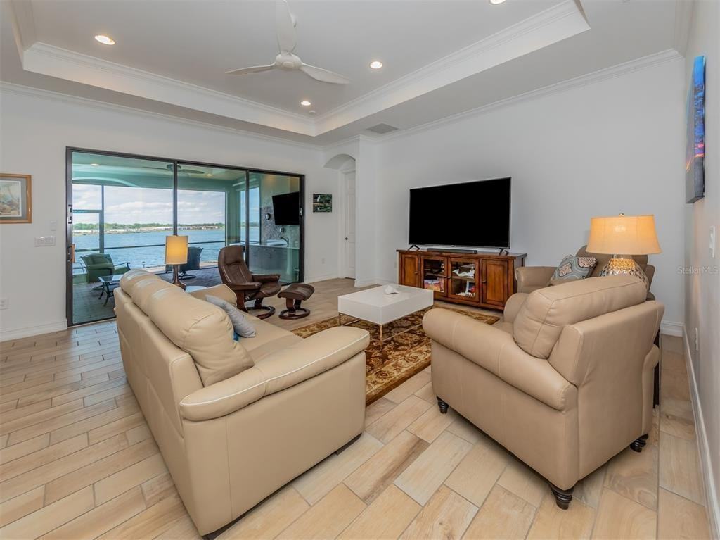 183 Toscavilla Blvd #NA - Photo 2 of 14