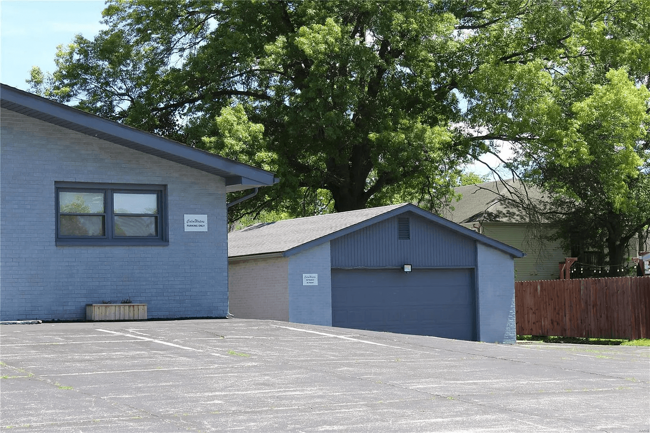 5090 Humbert Rd #NA - Photo 5 of 41