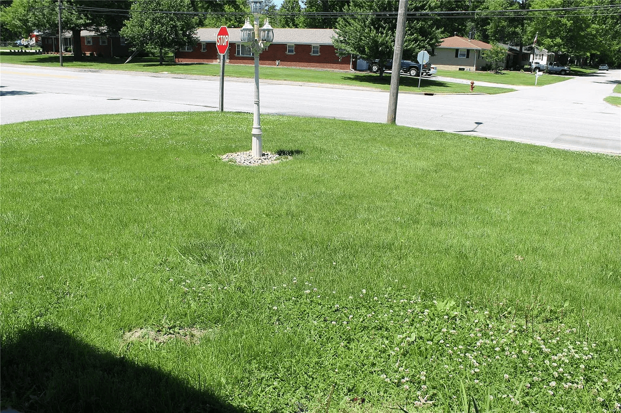 5090 Humbert Rd #NA - Photo 6 of 41