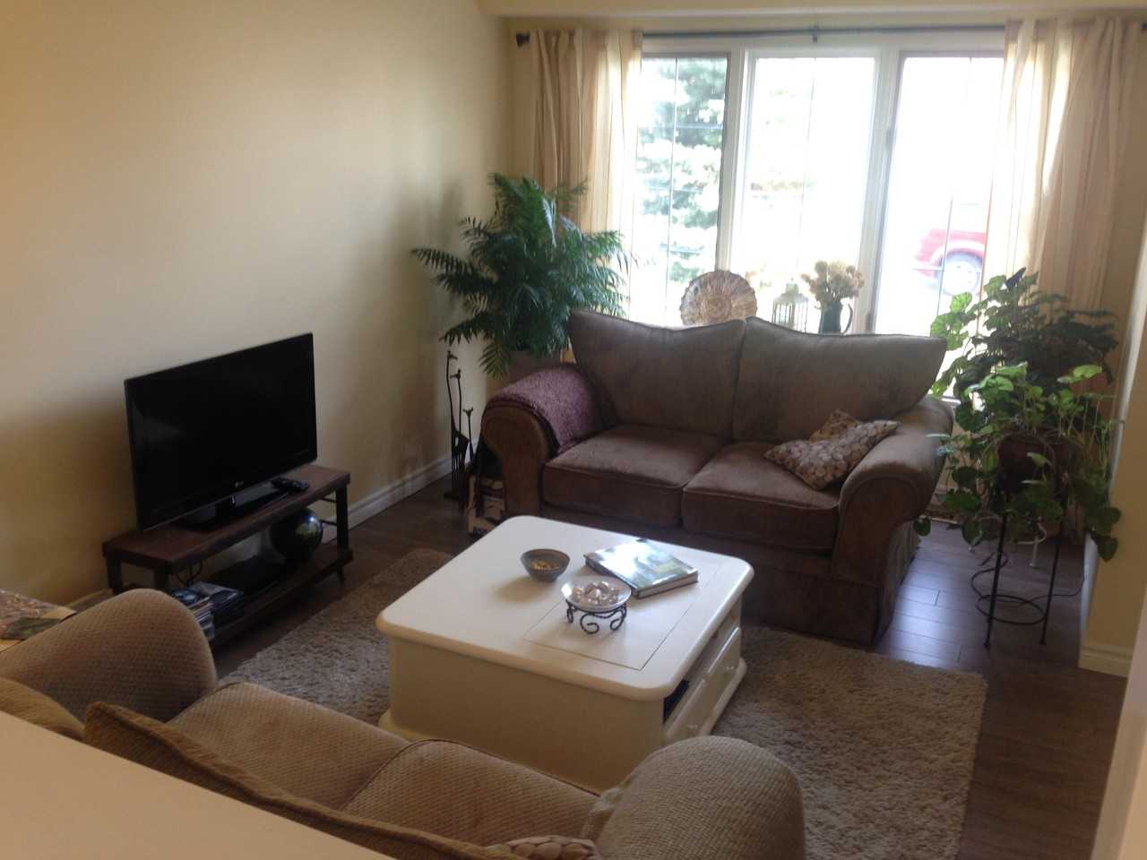 881 Beaconhill Court #1 - Photo 3 of 33