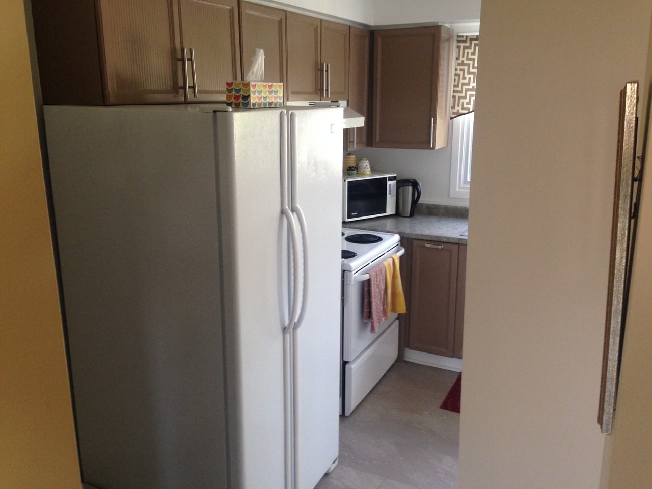 881 Beaconhill Court #1 - Photo 6 of 33