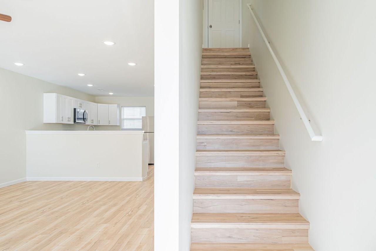 Icon Townhomes - Photo 5 of 50