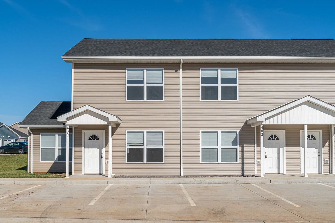 Icon Townhomes - Photo 4 of 50