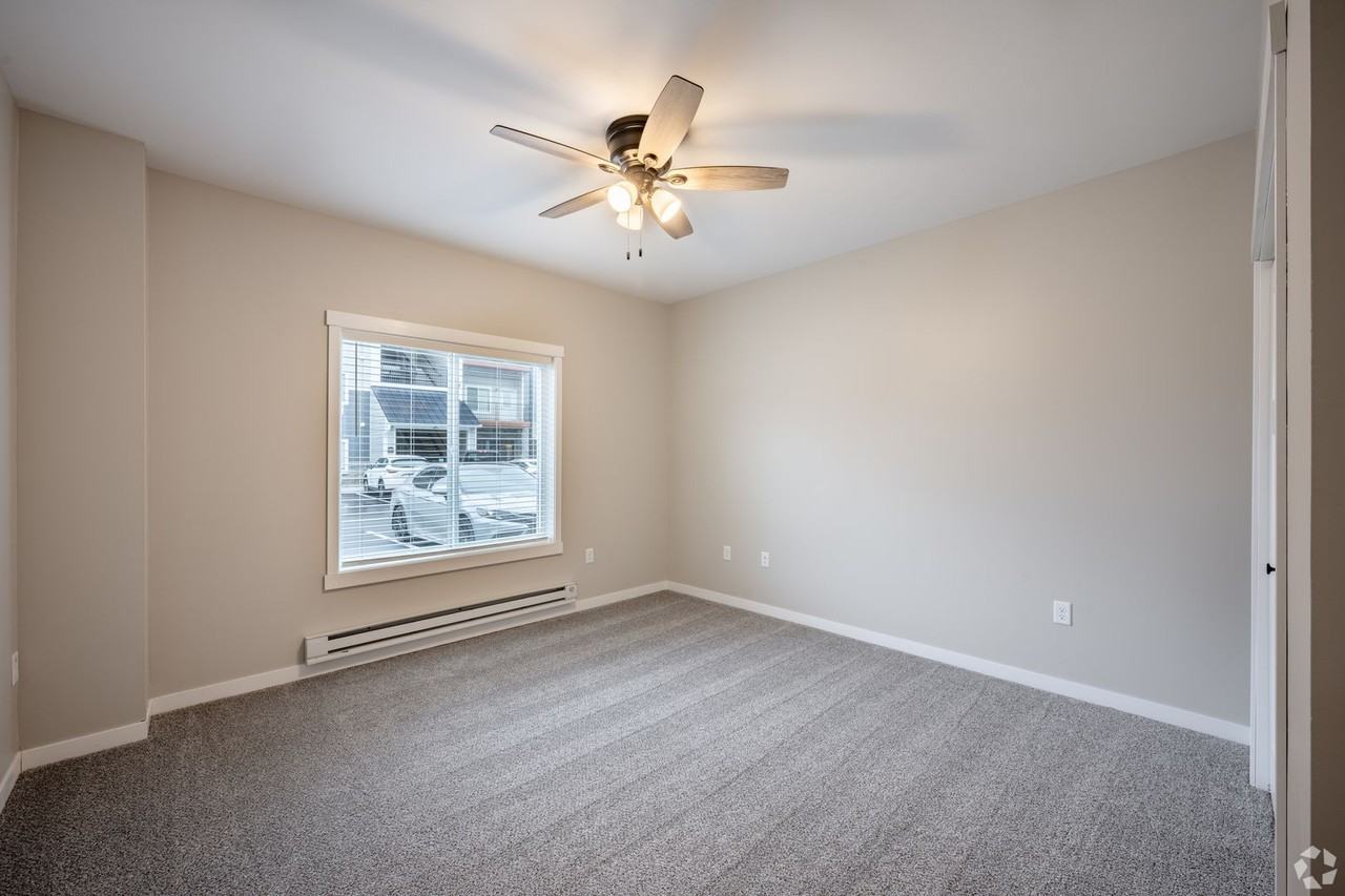 The Current - Photo 5 of 29