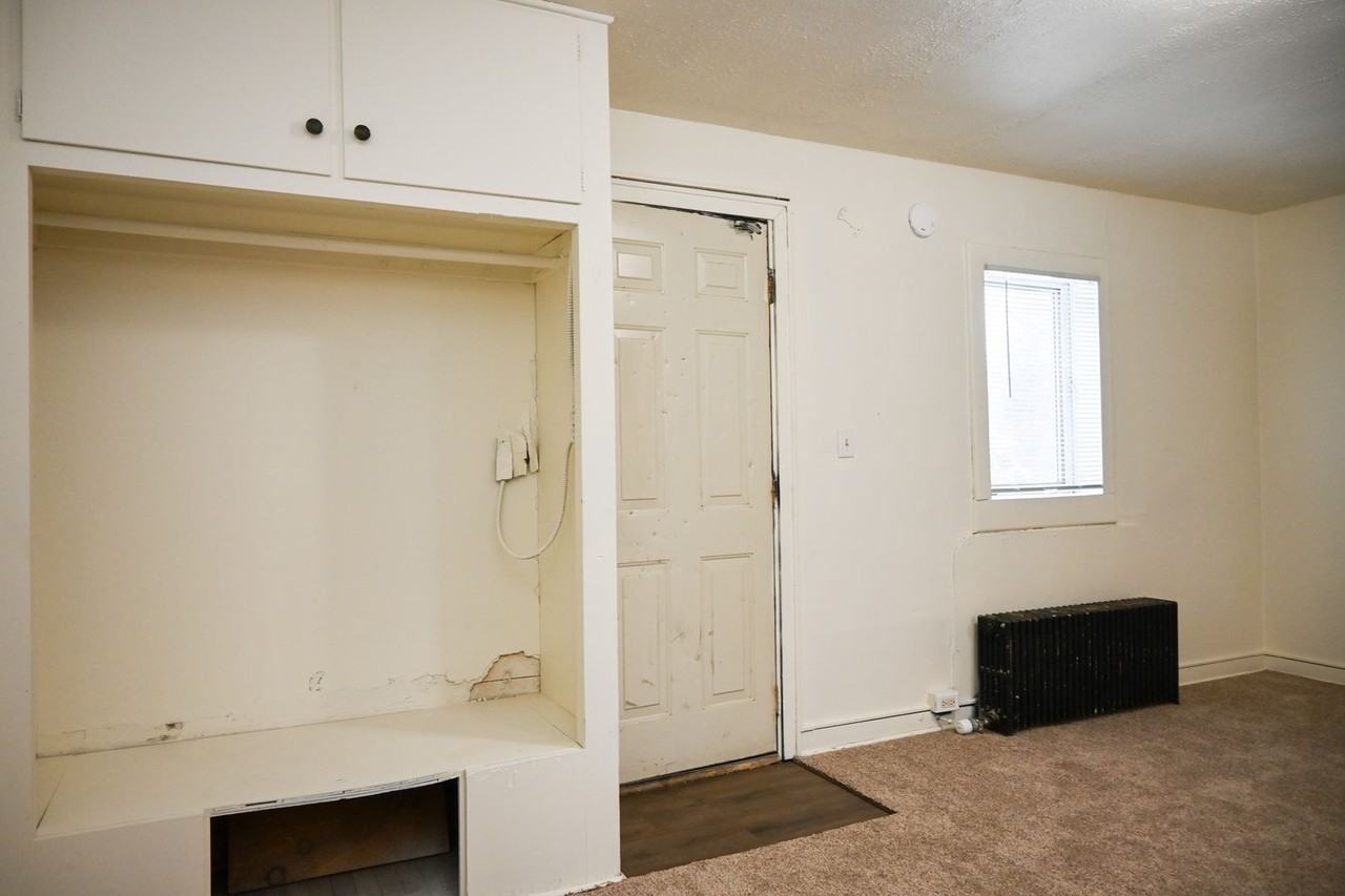 Park Apartments - Photo 7 of 16