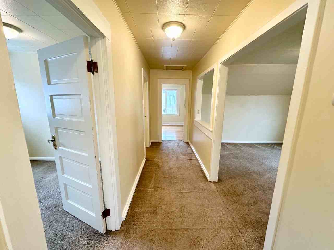 302 West 2nd Street - Photo 6 of 36