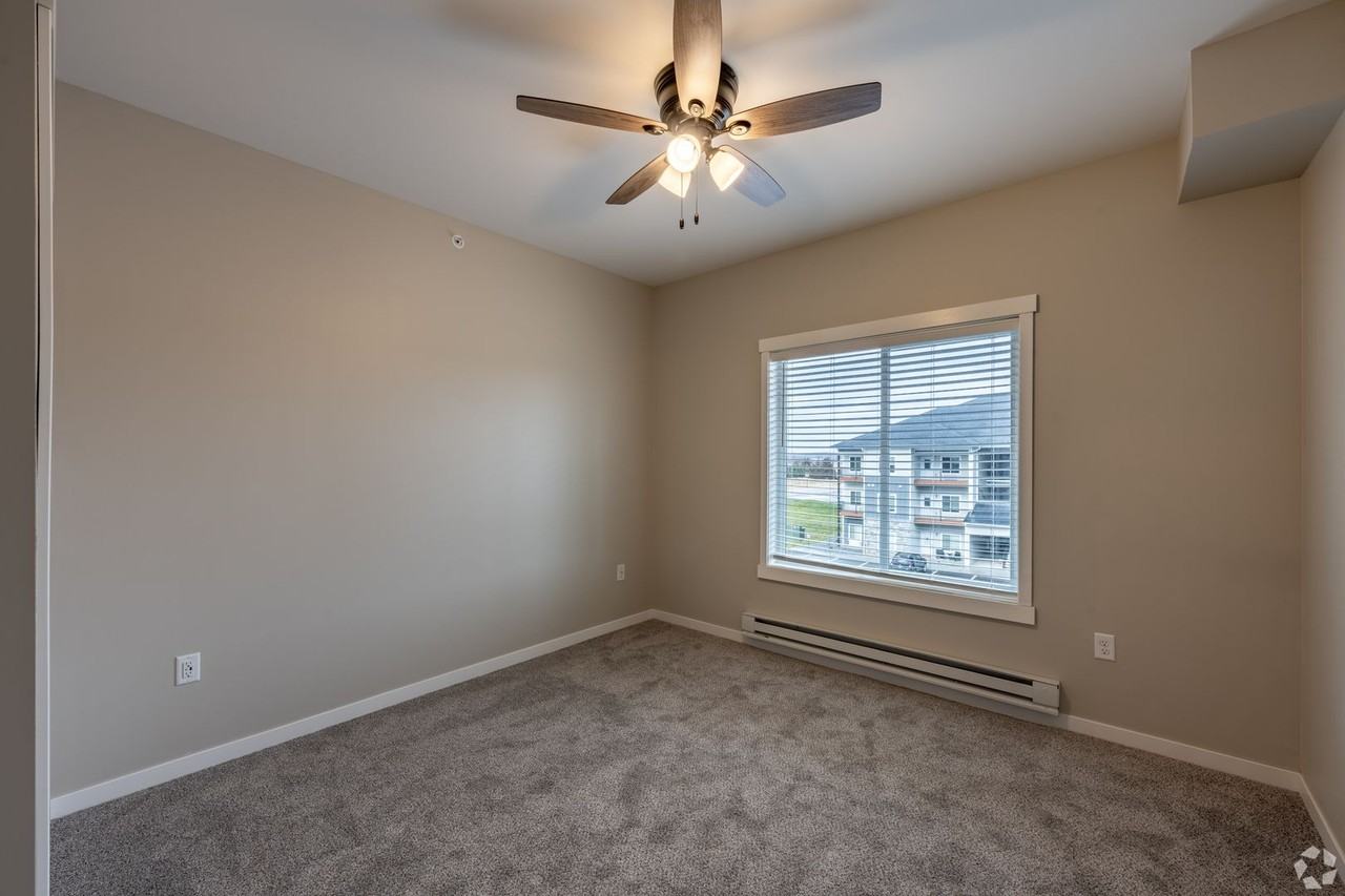 The Current - Photo 4 of 50