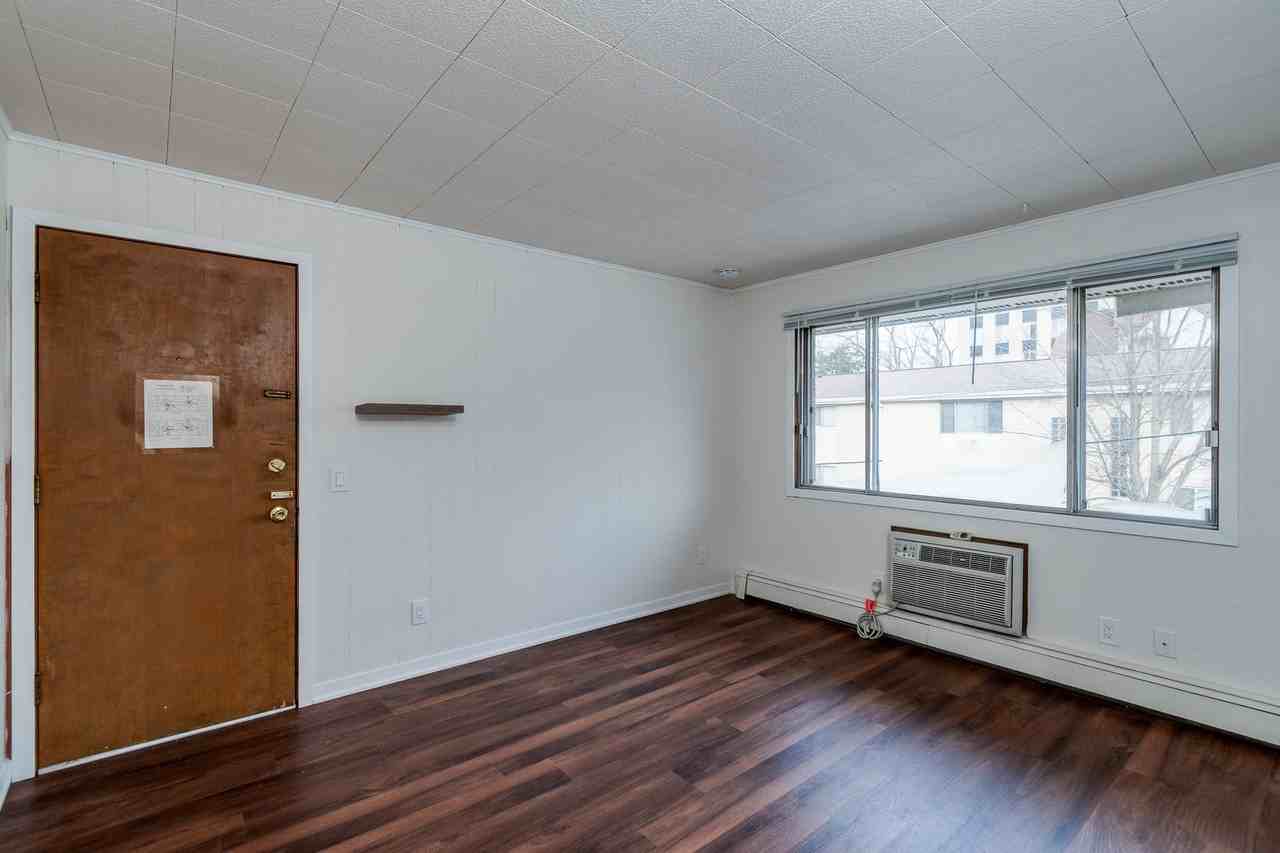 401 Chamberlain - Photo 7 of 24