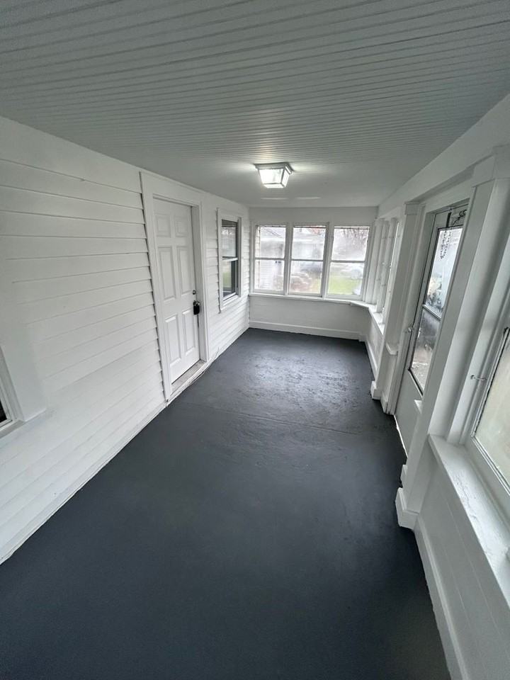 1649 Havana Ave Sw - Photo 2 of 14