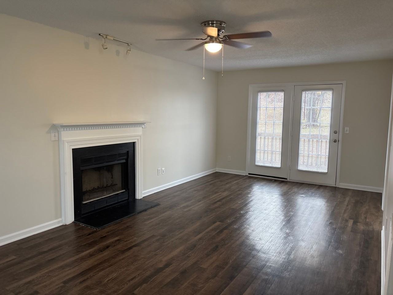 3200 Brookrun Dr - Photo 3 of 14