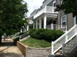 featured image of 2004 Idlewood Ave