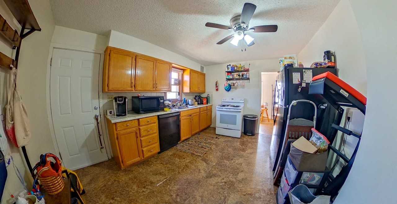 1400 Legore Ln - Photo 2 of 13