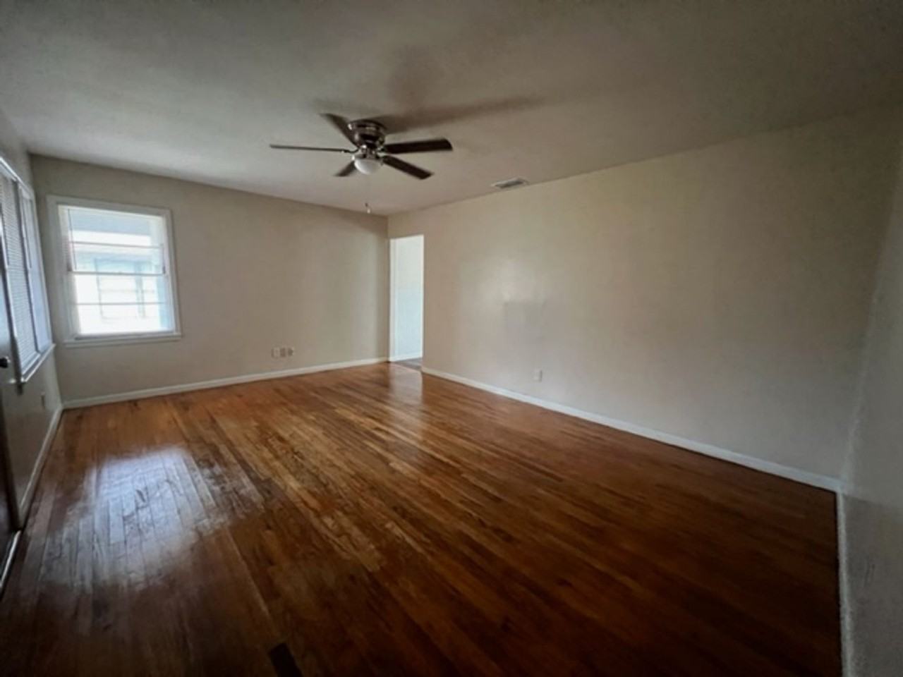 1441 Bridge Ave - Photo 3 of 17