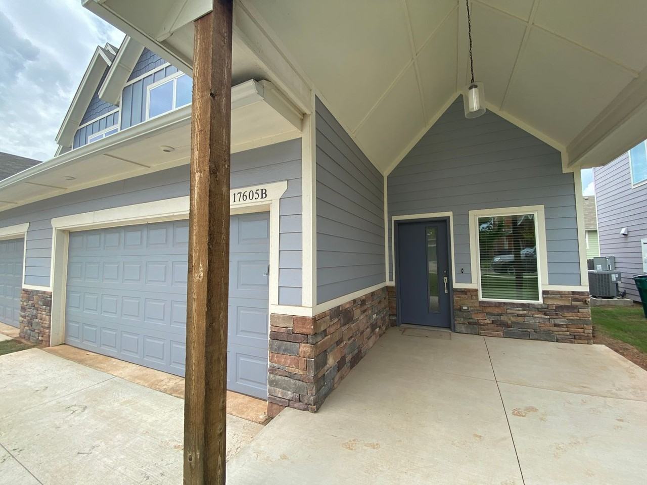 17605 Hampton Park Dr #B