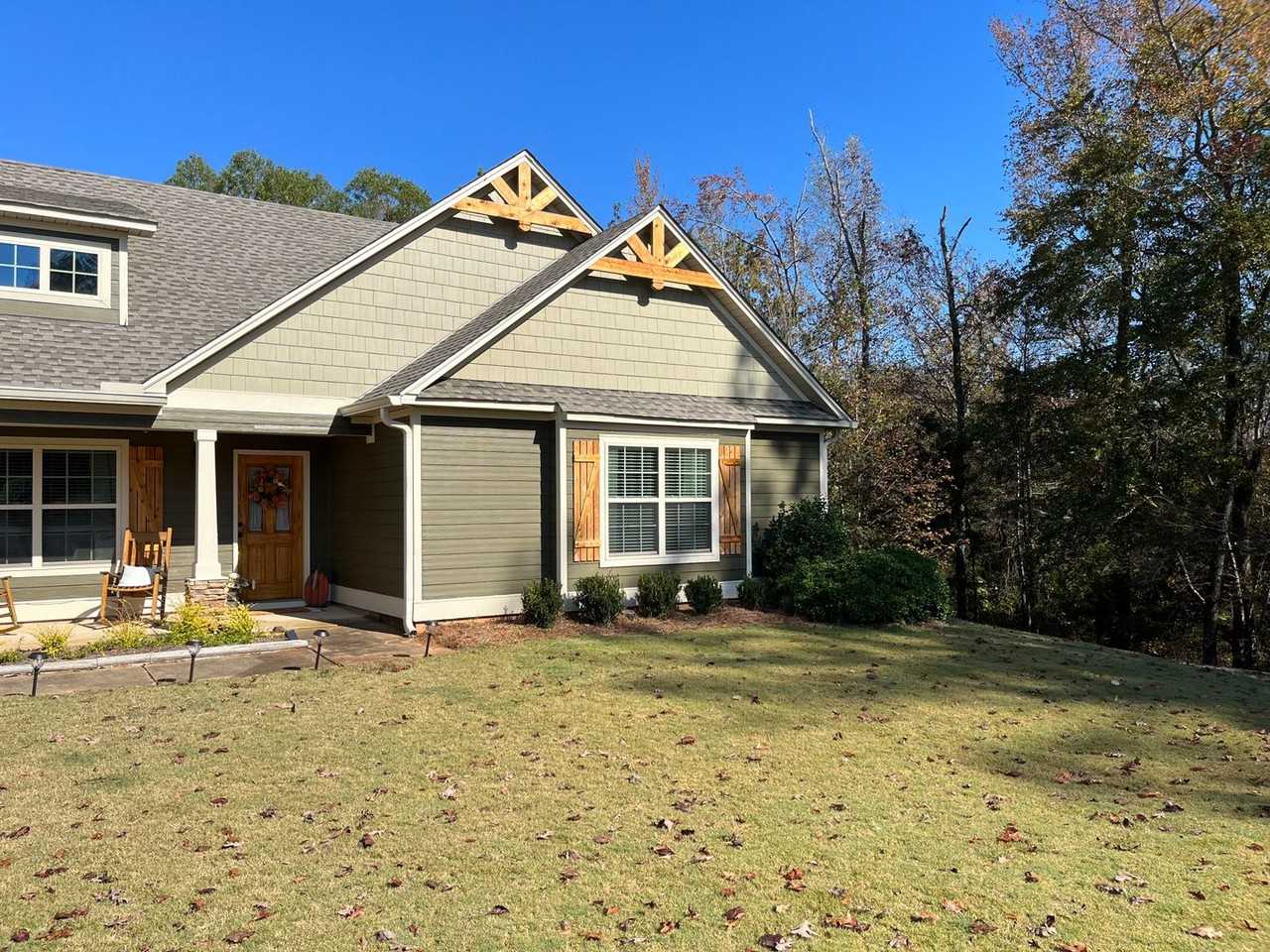 857 Berkshire Ct - Photo 2 of 25