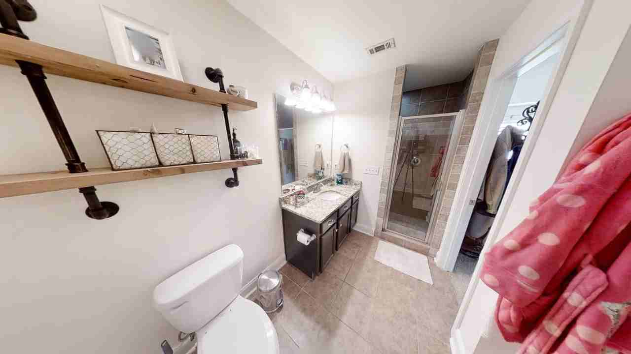 857 Berkshire Ct - Photo 6 of 25