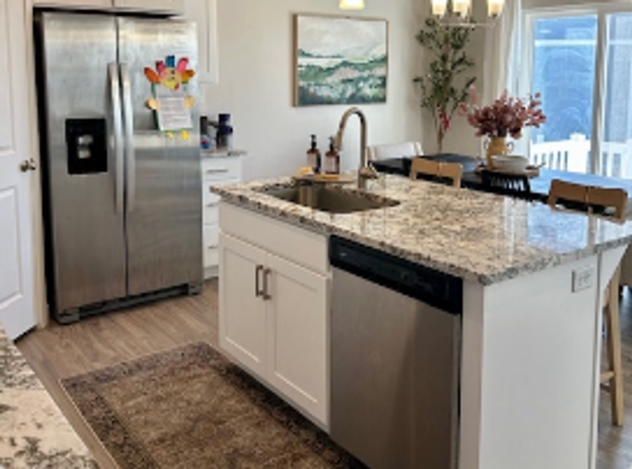 4115 W Harper Ln - Photo 2 of 3