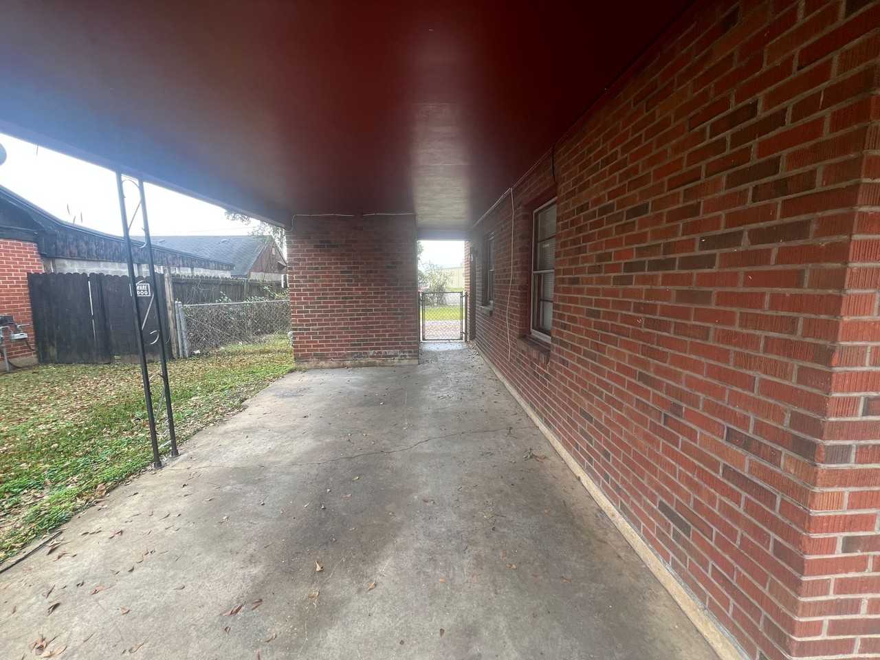 1024 42nd Ave - Photo 3 of 21