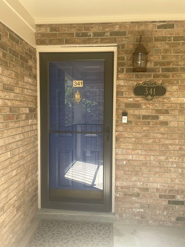 341 Westfield Dr - Photo 2 of 20