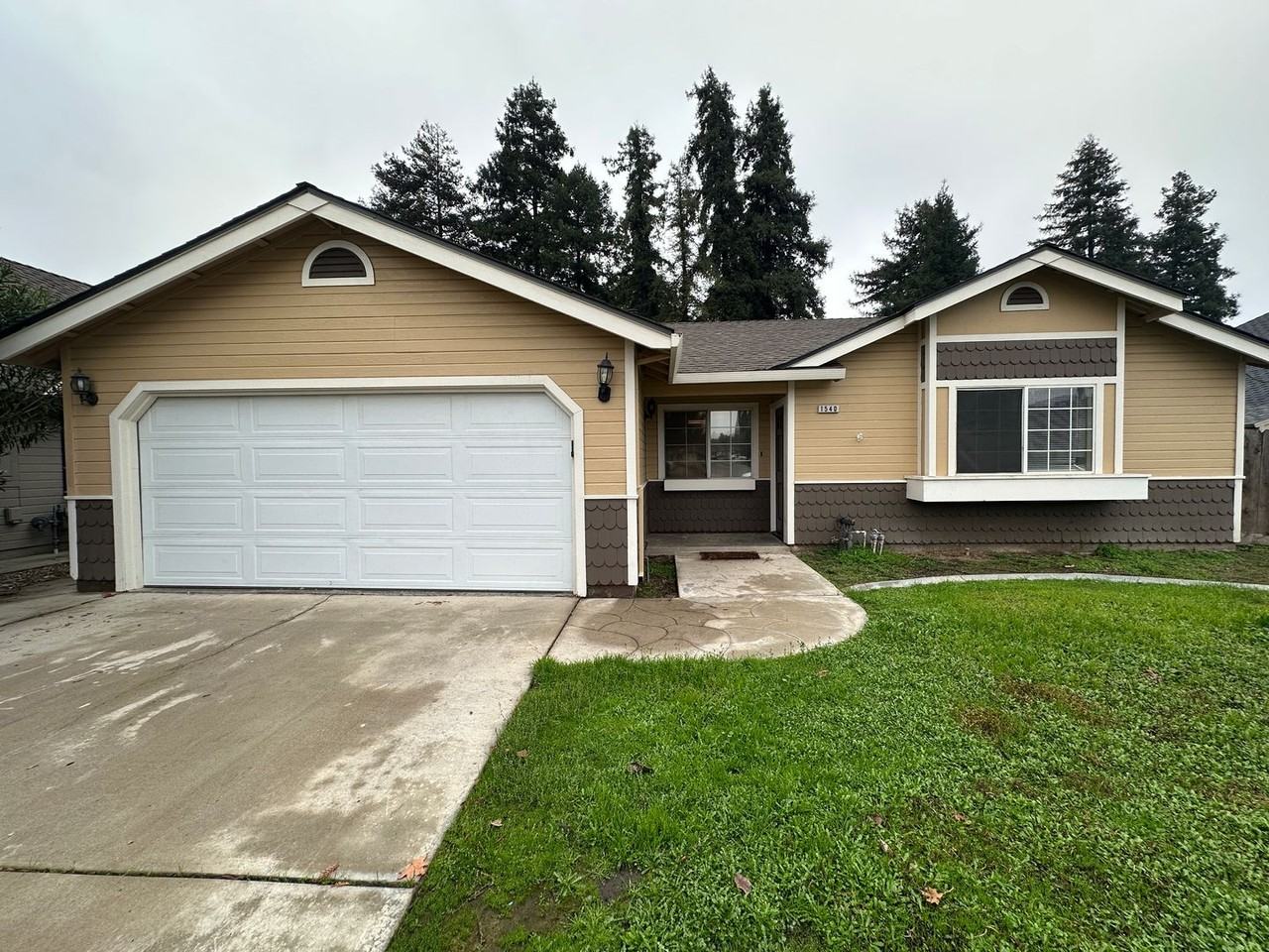 1540 Aptos Dr - Photo 2 of 35