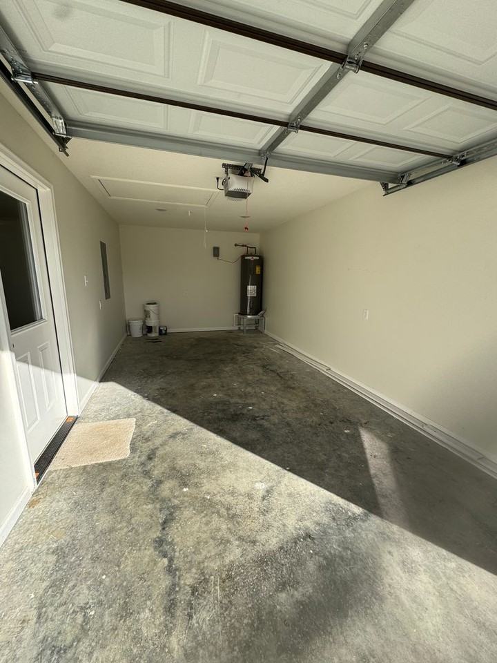 514 Maple St - Photo 2 of 17