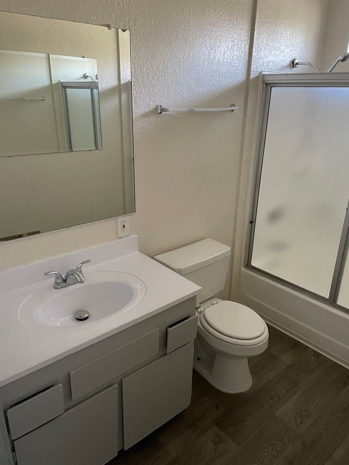 Tujunga Pines - Photo 3 of 11