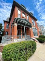 featured image of 1225 Maine St