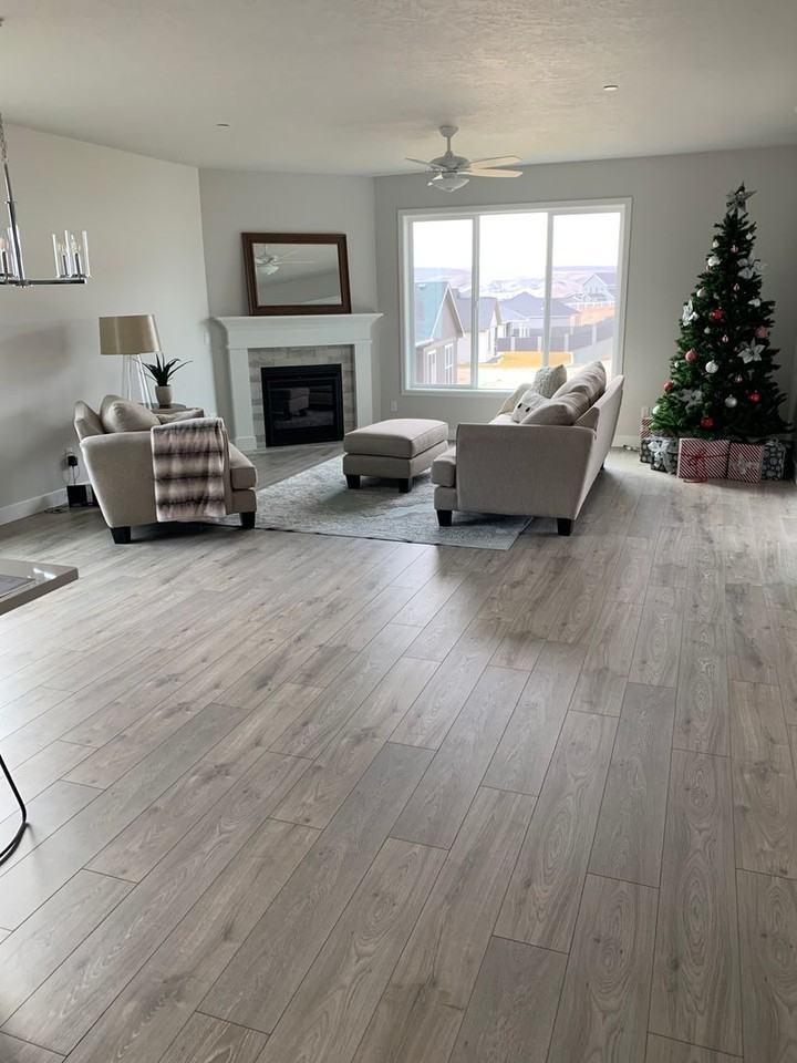 2369 Morris Ave - Photo 3 of 12