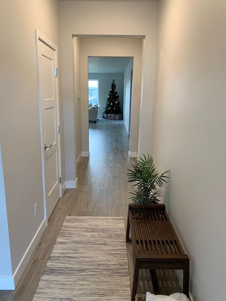 2369 Morris Ave - Photo 7 of 12