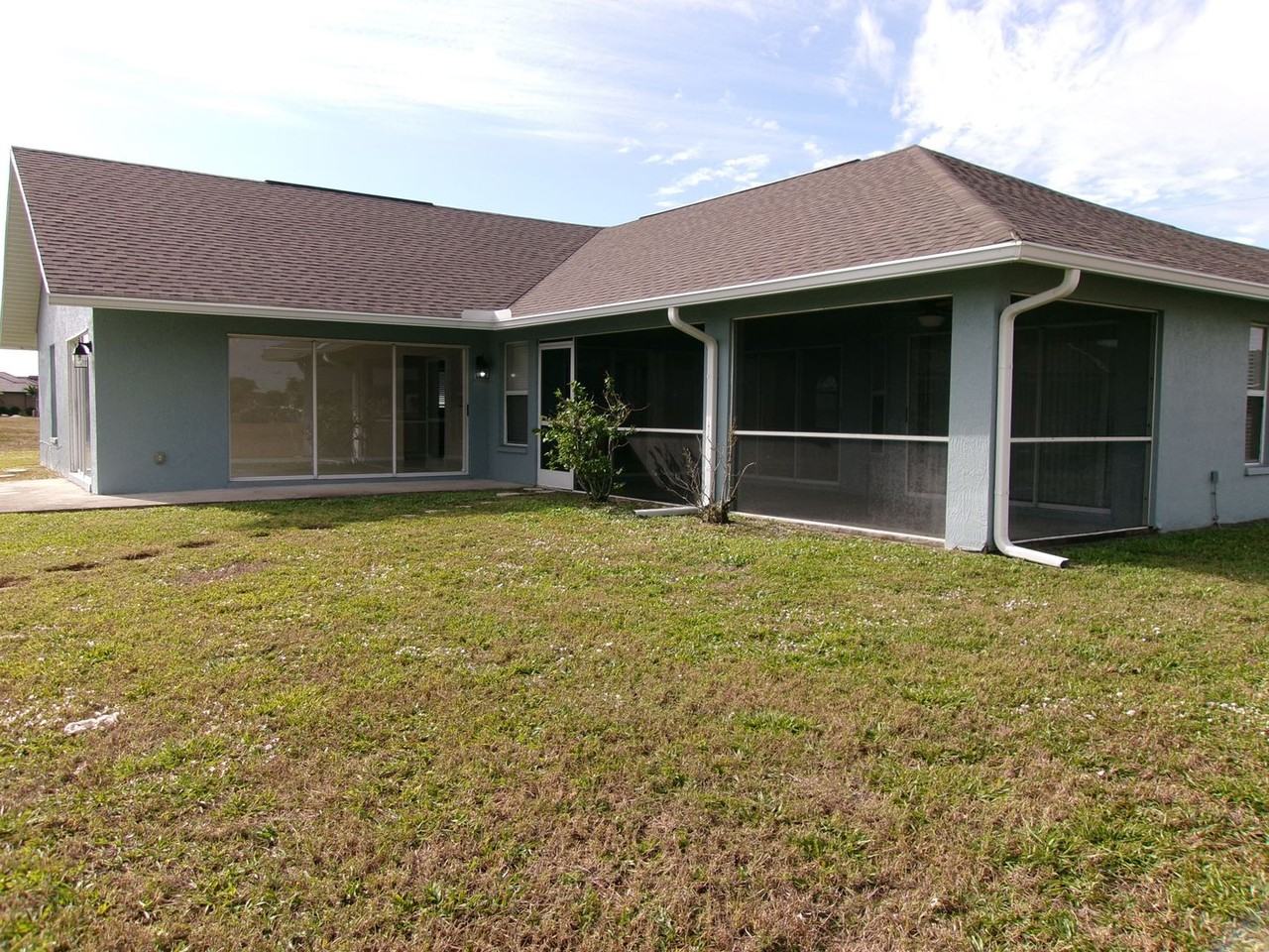 1709 Nw 36th Pl - Photo 2 of 20
