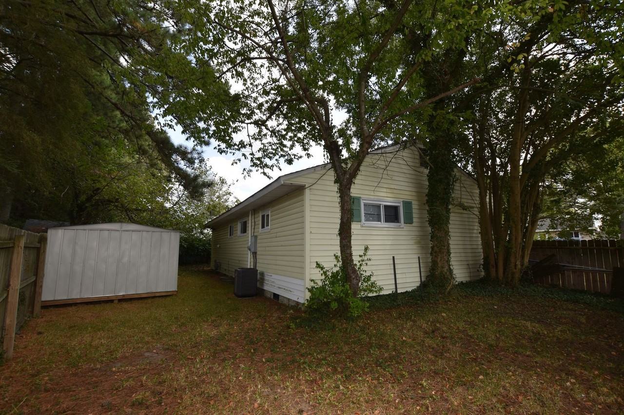1401 River Oaks Dr - Photo 4 of 22